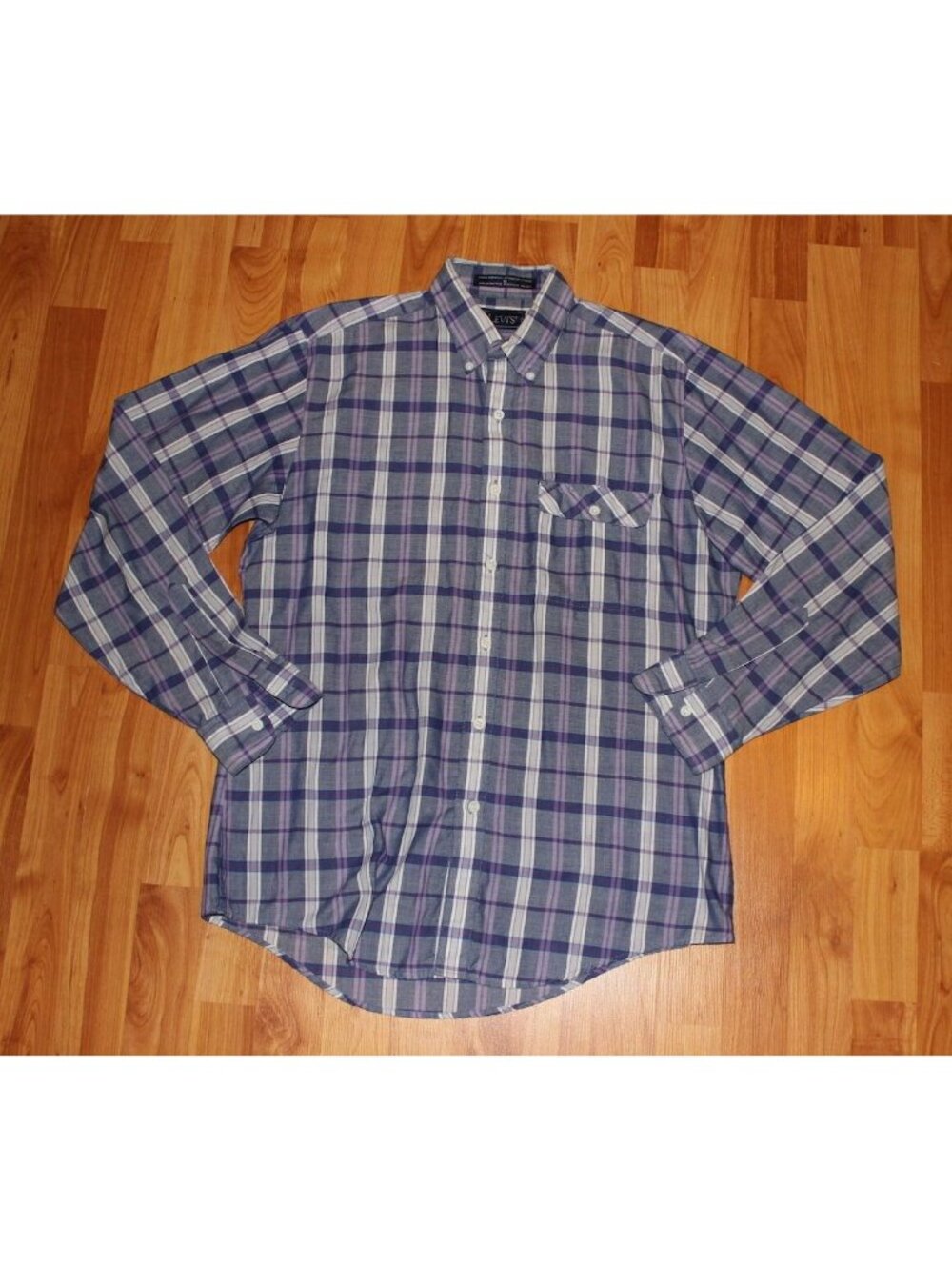 Vintage Men's Sz M Levi's Purple Plaid Western Style Button Front Shirt